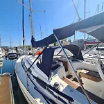 Barco Puravida Botel Vigo