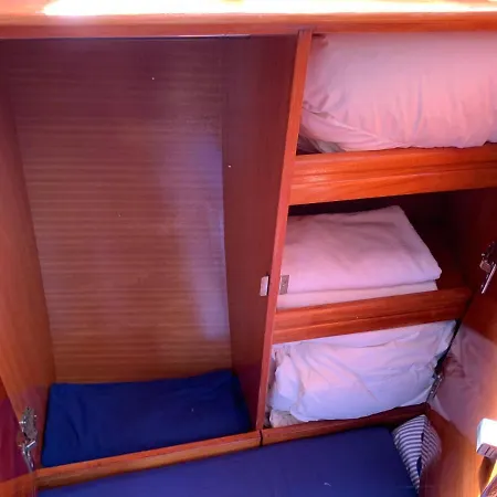Hotel en barco Barco Puravida *
