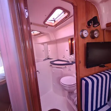 Barco Puravida Πλωτό κατάλυμα